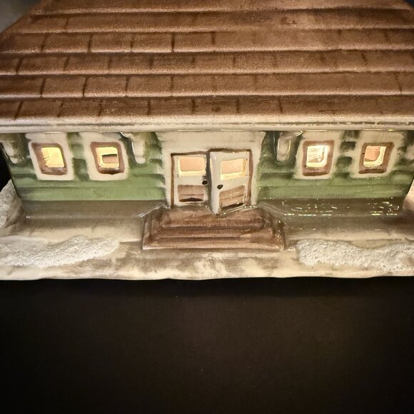 Vintage Ceramic Lighted Train Station & Train by Mr. USA - Picture 6 of 15
